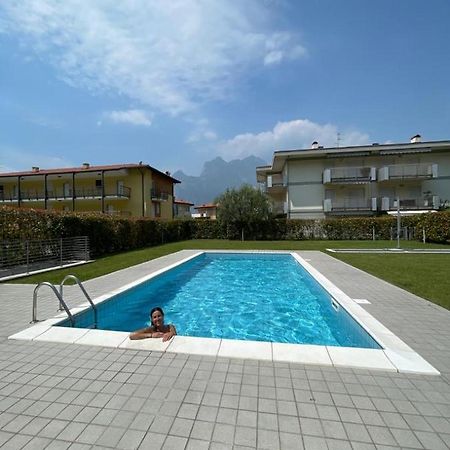 Garden & Pool Perugini Apartment Torbole Sul Garda ภายนอก รูปภาพ
