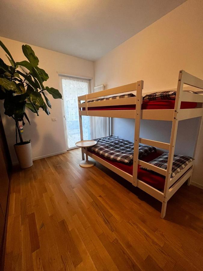 Garden & Pool Perugini Apartment Torbole Sul Garda ภายนอก รูปภาพ
