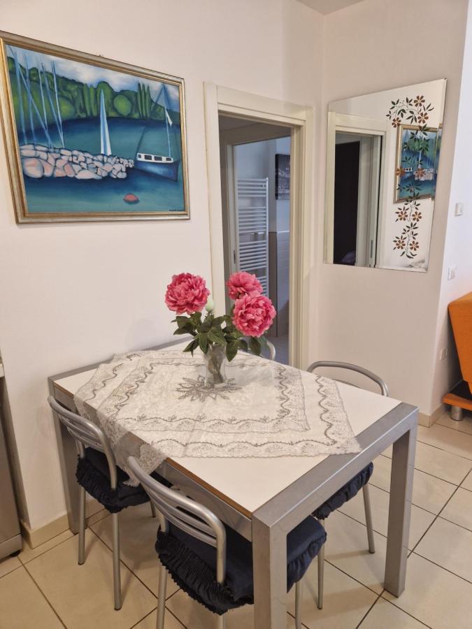 Garden & Pool Perugini Apartment Torbole Sul Garda ภายนอก รูปภาพ