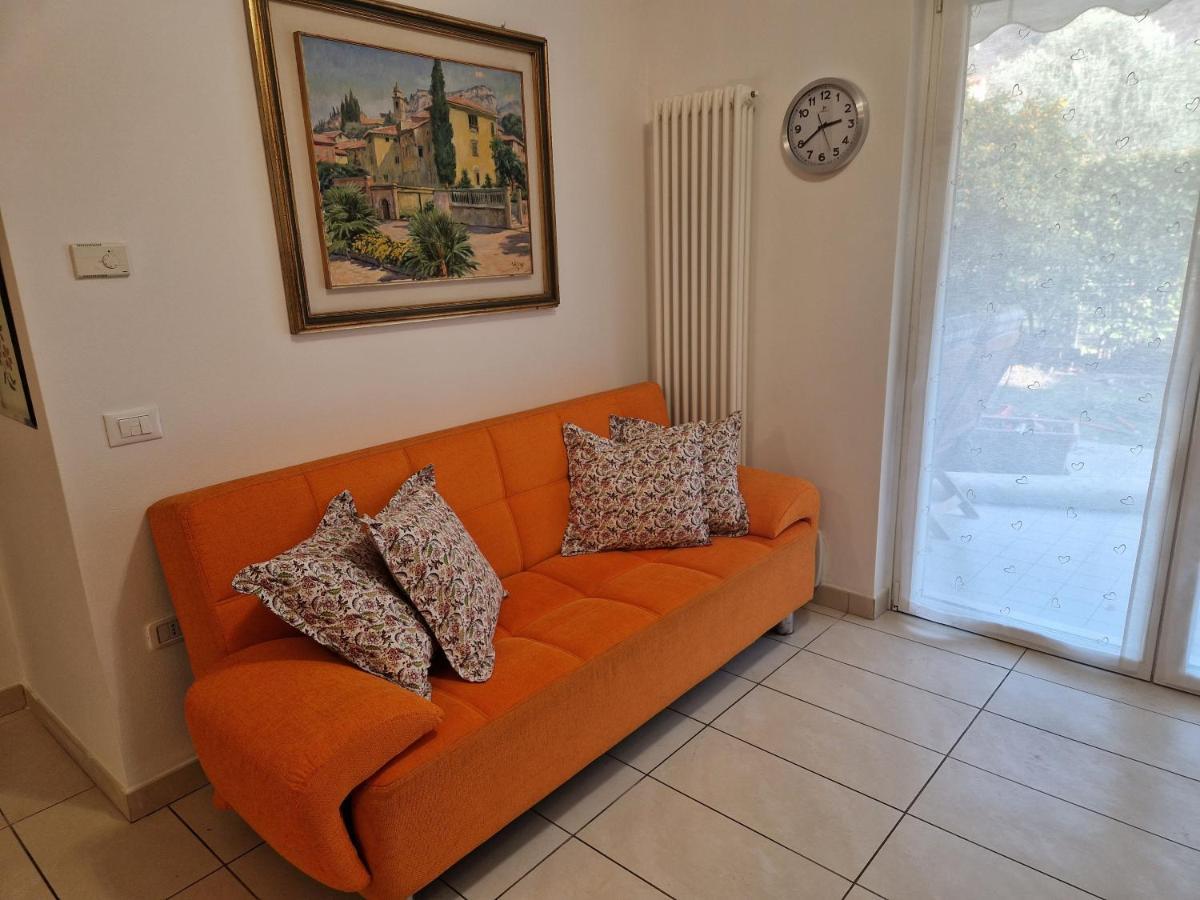 Garden & Pool Perugini Apartment Torbole Sul Garda ภายนอก รูปภาพ